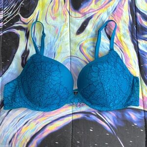 VS lace push up bra